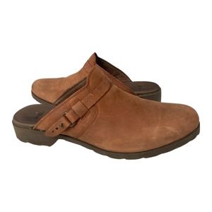 Tea Delavina Brown Suede Leather Mules Clogs Women's Size 10